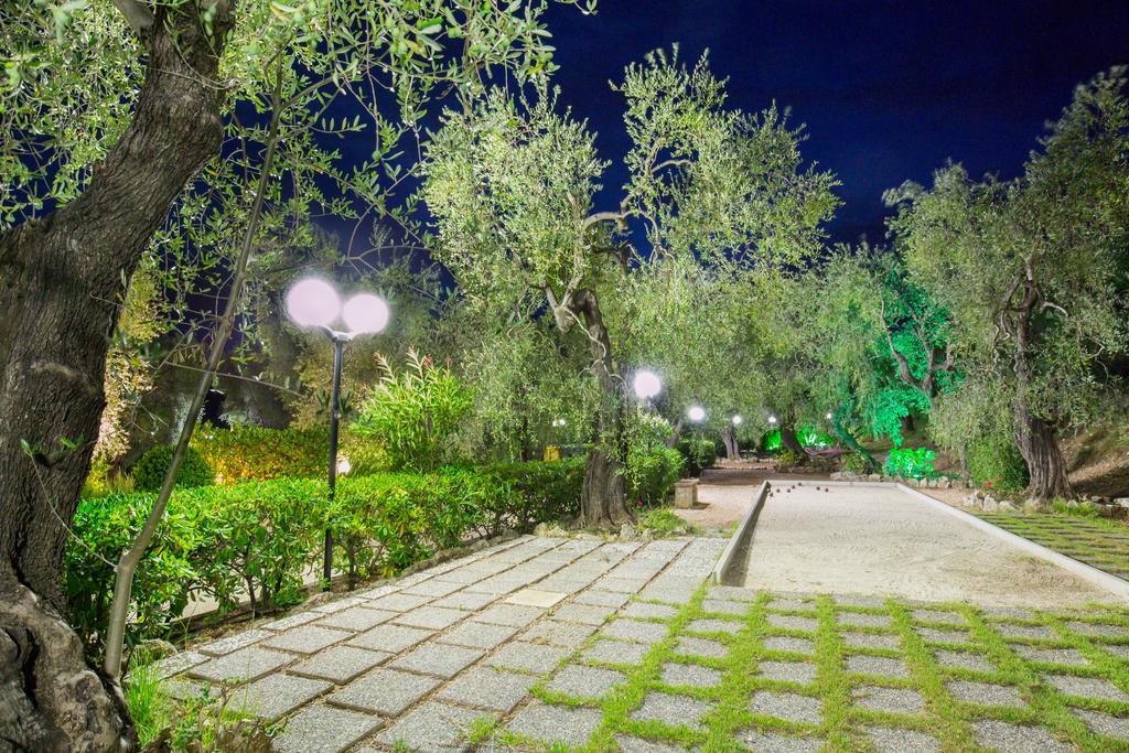 Residence Valleverde Βιέστε Εξωτερικό φωτογραφία