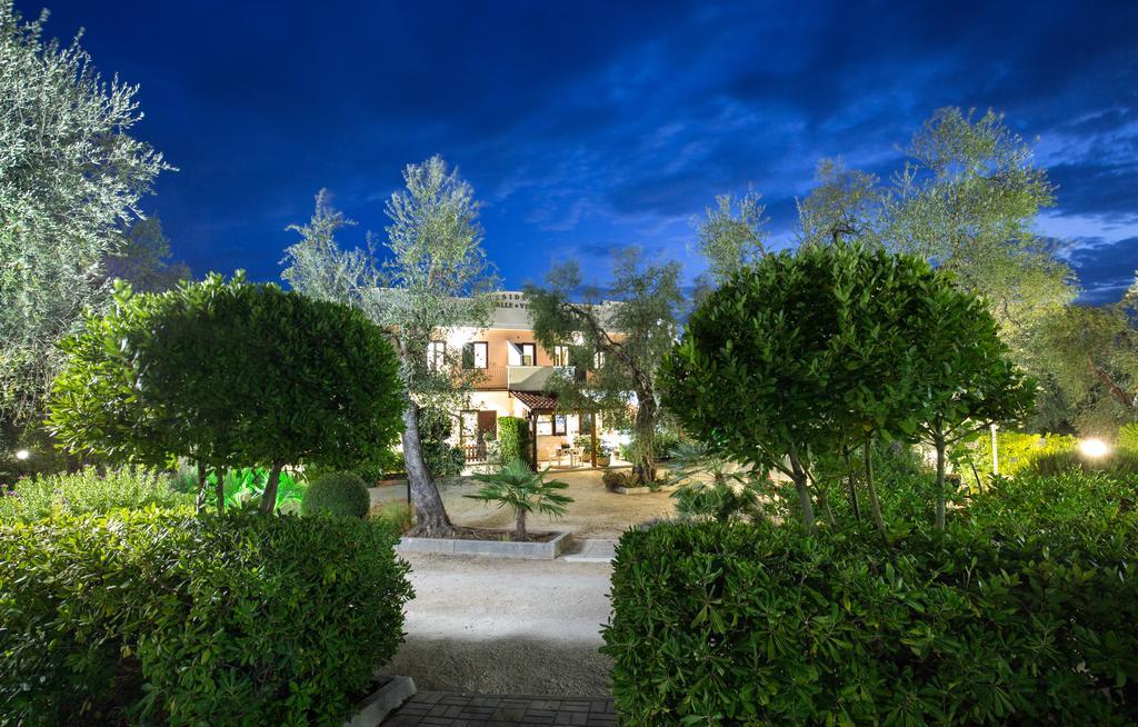 Residence Valleverde Βιέστε Εξωτερικό φωτογραφία